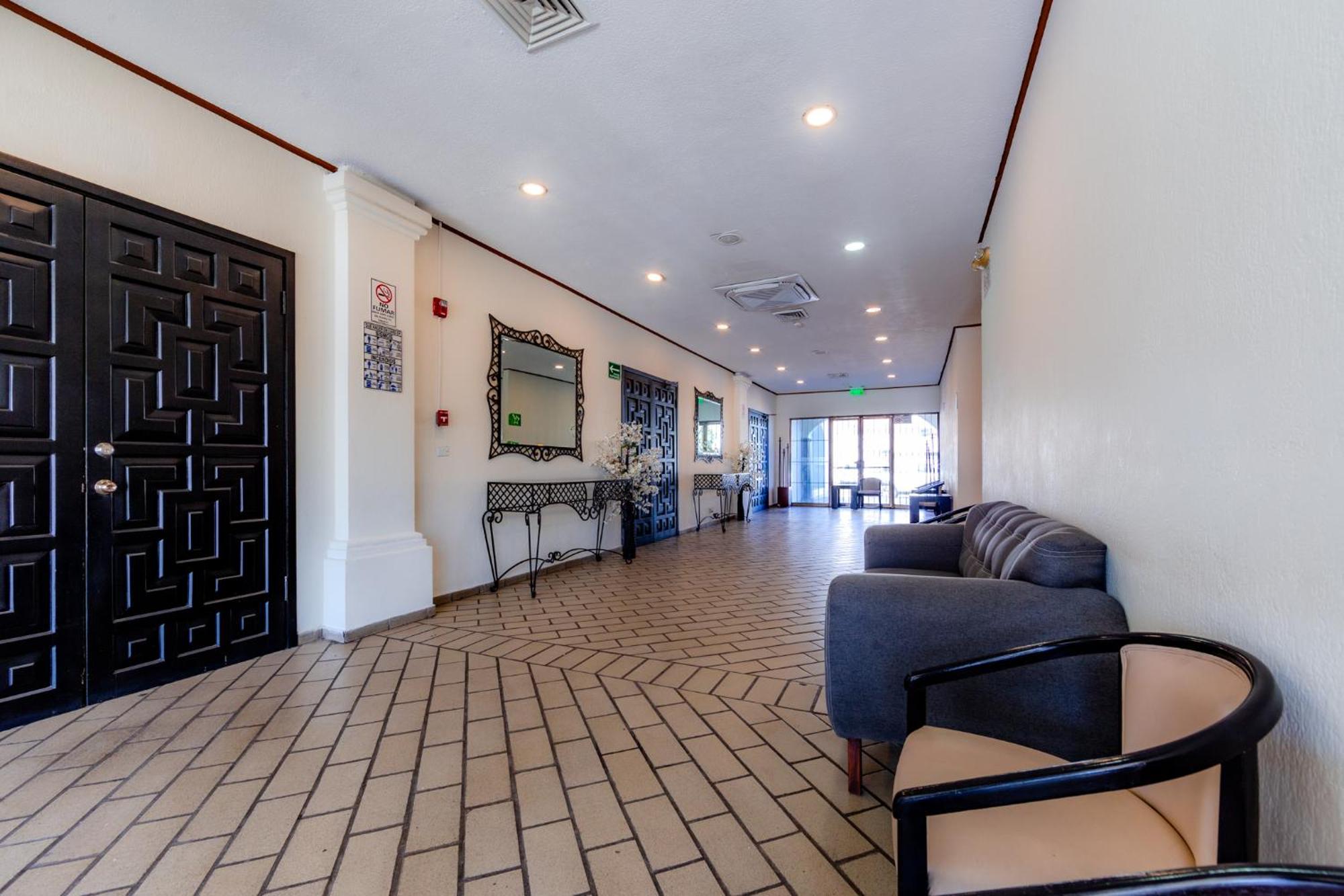 Hotel Inhouse Obregon Ciudad Obregón Exteriér fotografie
